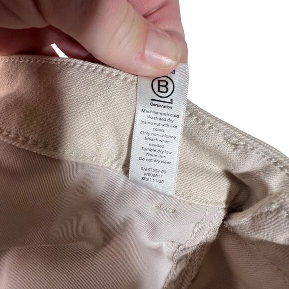 Athleta Women's Size 8 Beige neutral Flex Straight Cropped High Rise Jeans - Picture 14 of 16